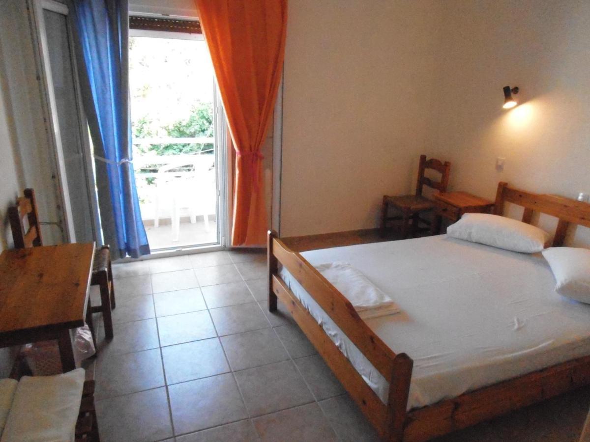 Julieta'S House Hotel Patitiri  Ngoại thất bức ảnh